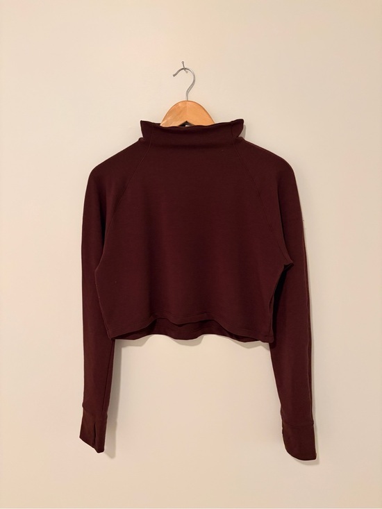 Lole Tops - Lole Cropped Mock Neck Long-Sleeve Top in burgundy